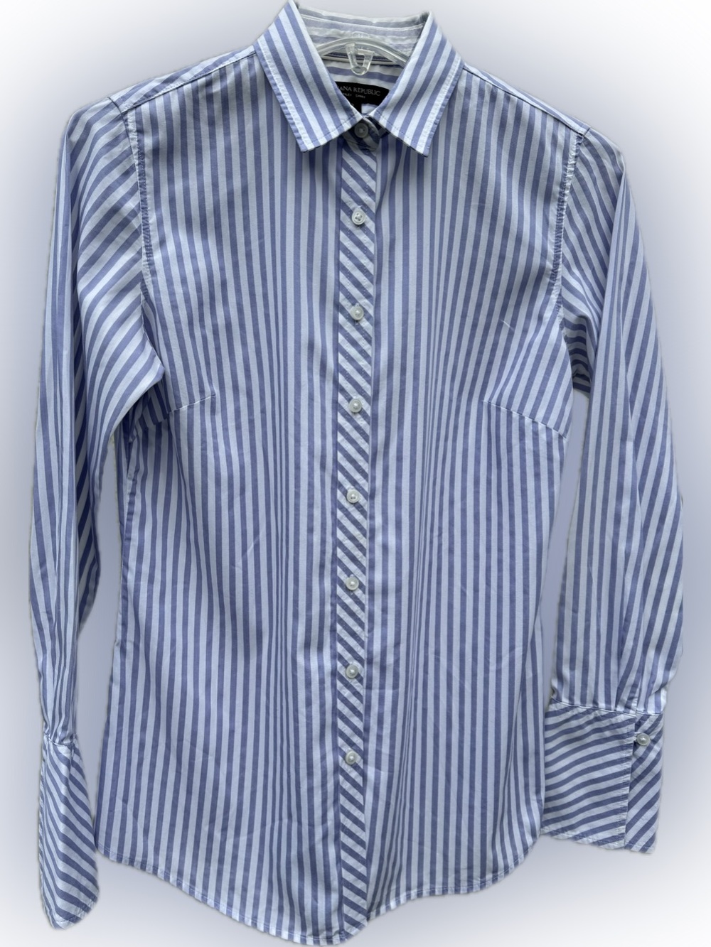 BANANA REPUBLIC RILEY SHIRT TAILORED BELL SLEEVE COTTON BLUE LAVENDER 2 671950